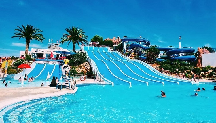 Portugal has two of the best water parks in Europe